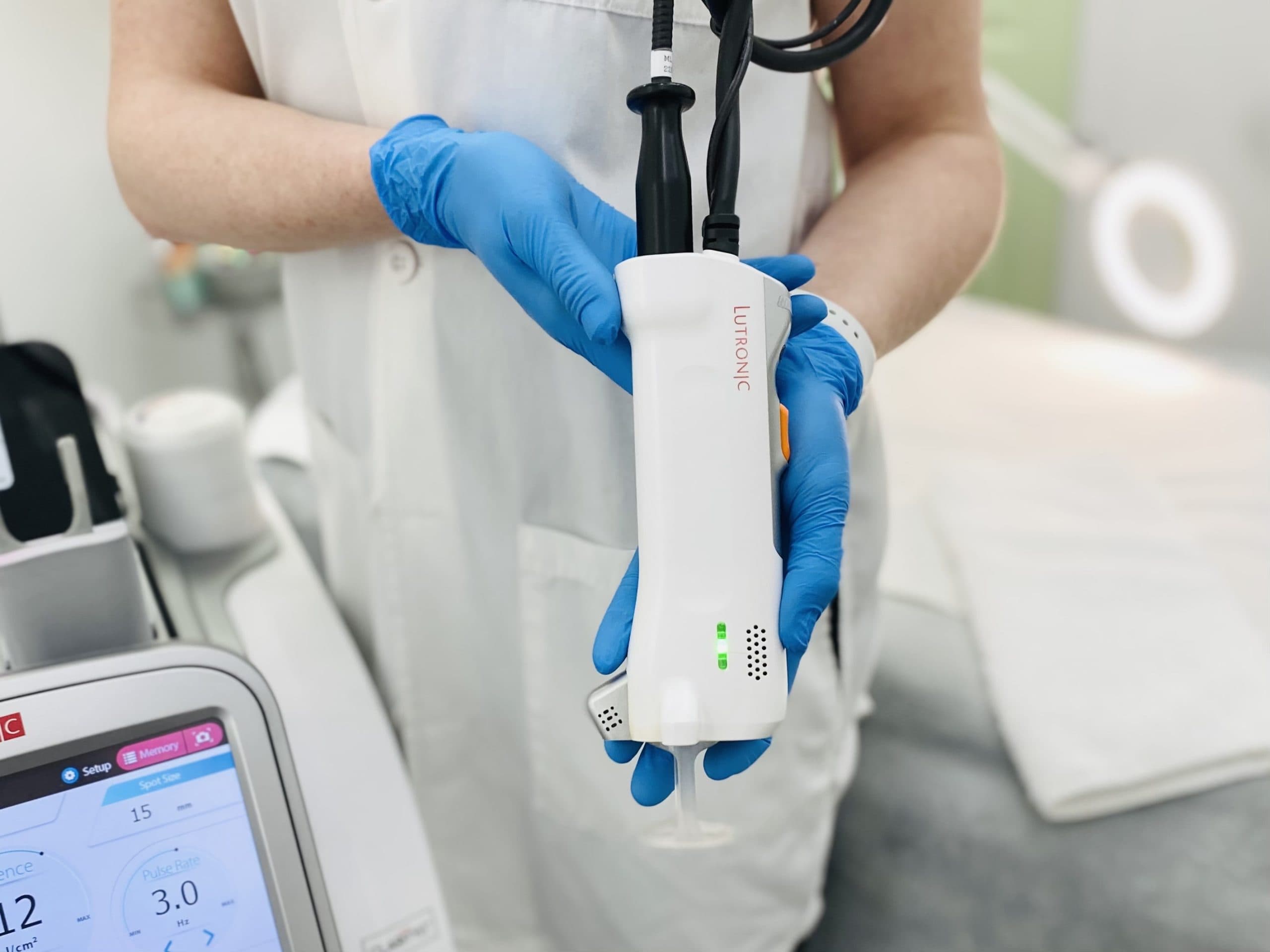 Clarity 2 Laser machine using dual wavelengths Alexandrite and YAG to target both light and dark skin