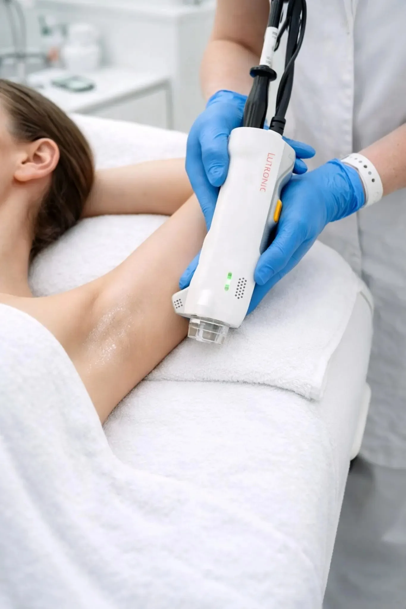 Underarm laser hair removal treatment at Aroma Toronto